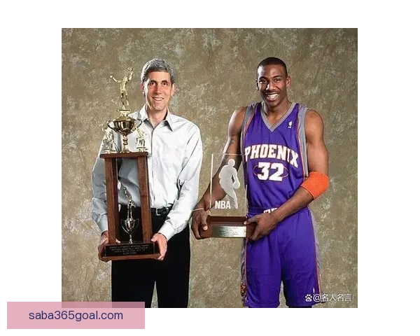 克林根超小洛创历史成就 成为开拓者单赛季进攻篮板王